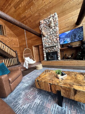 Smart-TV, Kamin, Tischfußball