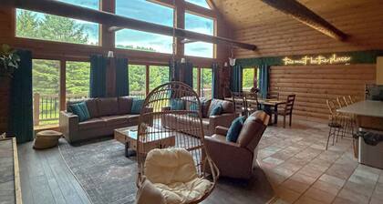 Cozy Log Cabin - Nature Escape - 5 acres