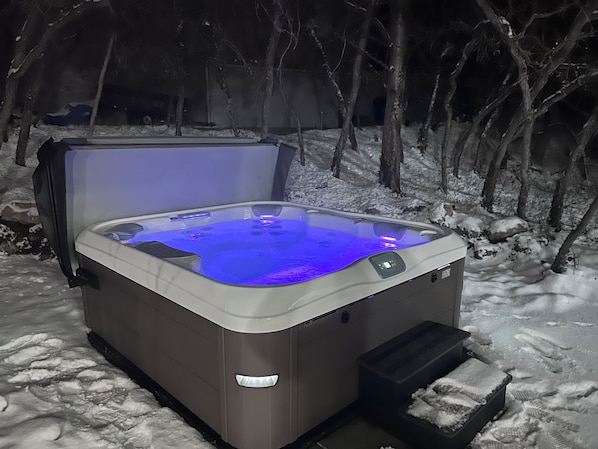 Baignoire à remous extérieure