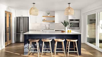 Coffee/tea maker, fridge, microwave, oven