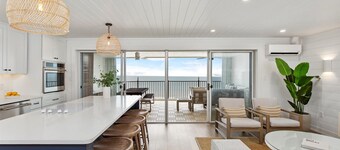 Oceanfront 3 Bedroom W Oversized Balcony
