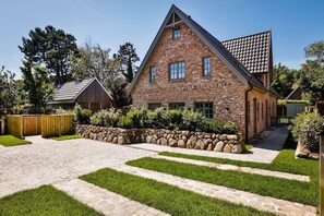 Property grounds - New building. Central. Exclusive. - House Senwai (Sylt)