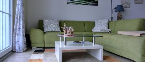 Fernseher, Stereoanlage