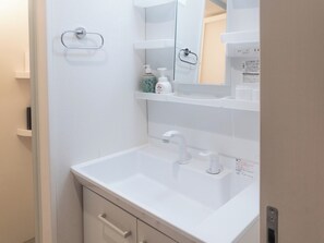 Haartrockner, Handtücher