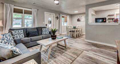 Cozy Home with amenities and private fenced yard. Walking distant to OSU!