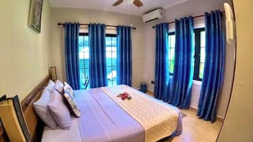 2 bedrooms, in-room safe, iron/ironing board, free WiFi