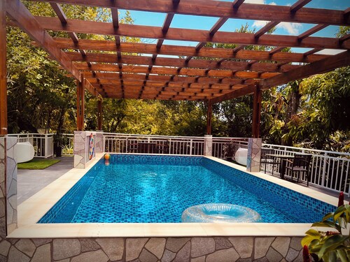 Luxury Two Bedroom Family Apartment