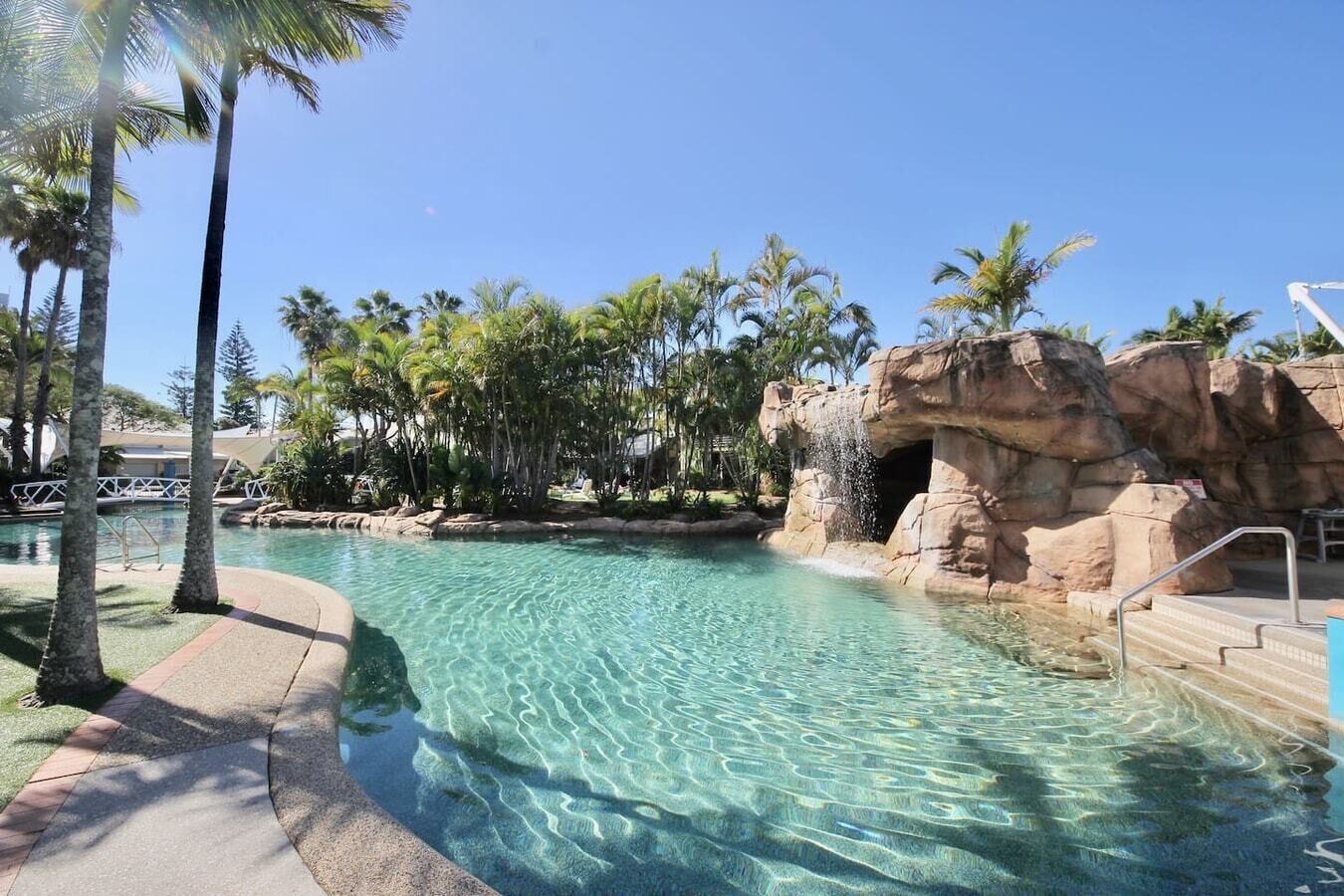 Holiday to remember Diamond Beach Resort 11-2