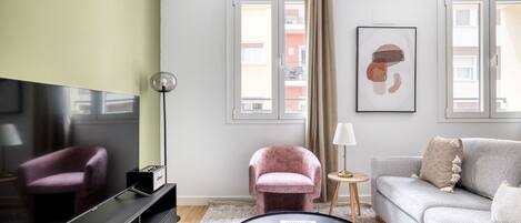 Télévision, chaîne hi-fi