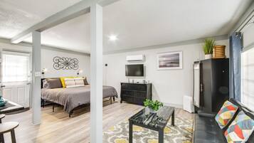 Bügeleisen/Bügelbrett, WLAN, Bettwäsche