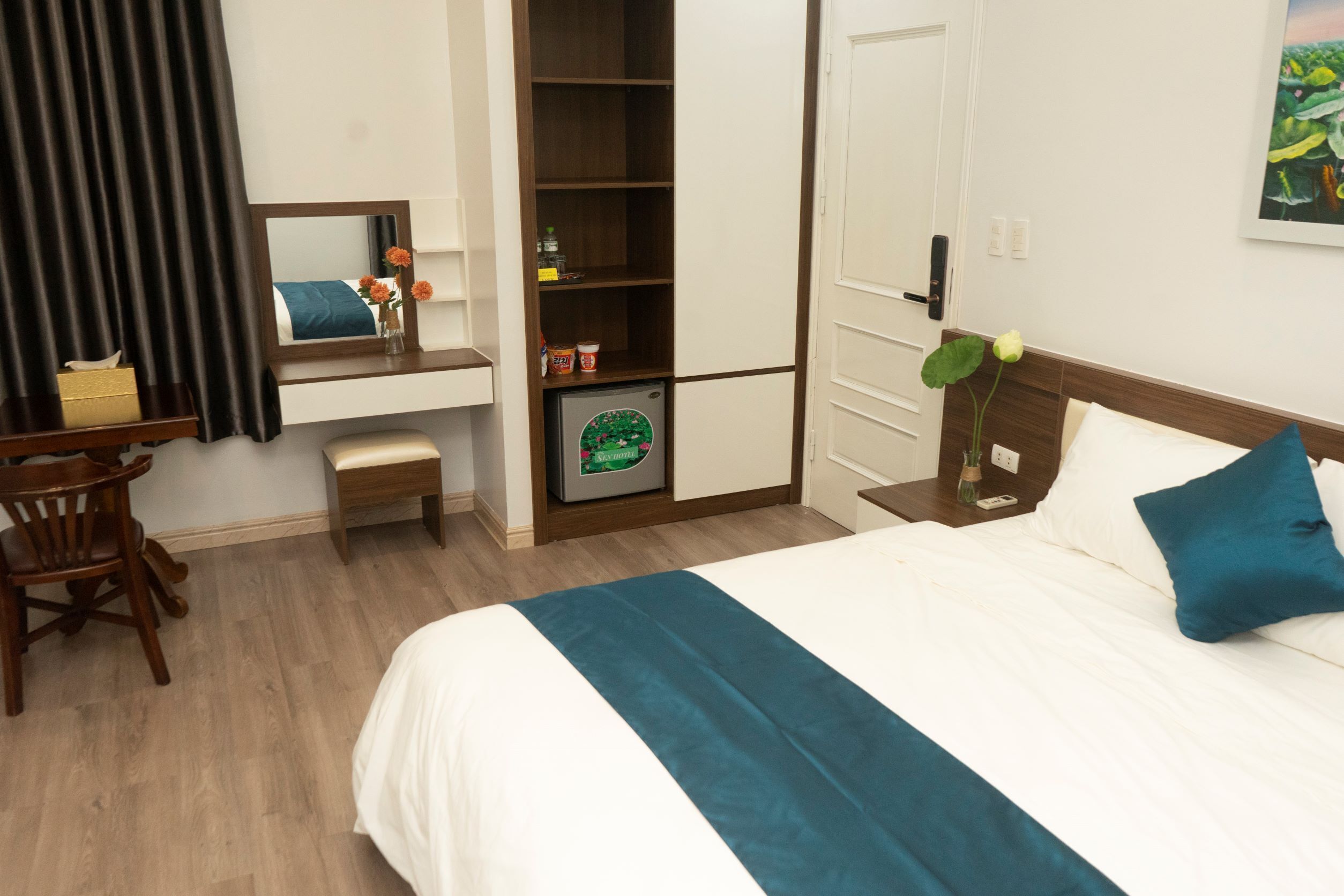 Foto - Sen Hotel My Dinh Song Da 미딩