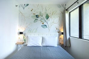 Una cassaforte in camera, ferro/asse da stiro, culla da viaggio