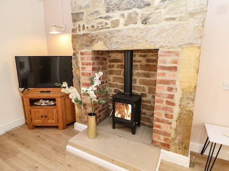 Cottage | 2 bedrooms, individually decorated, individually furnished, free WiFi. 3 Mill Wynd