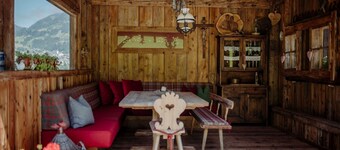 Chalet 'Hinterweiding Gut' avec vue sur les montagnes, jardin et Wi-Fi