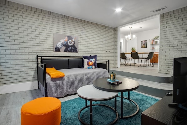 House, 4 Bedrooms | Interior