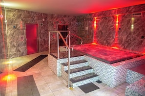 Cottage | Spa