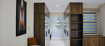 Lanura Apartments and Hotel