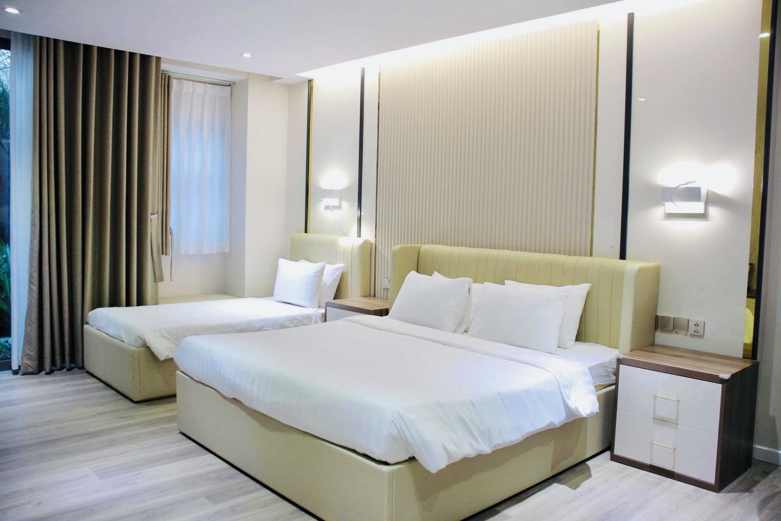 Appartamento Superior | Minibar, una scrivania, tende oscuranti, Wi-Fi gratuito