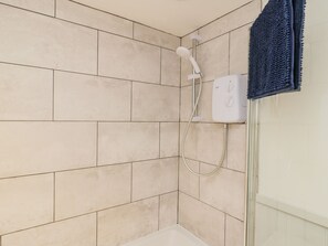 Cottage | Interior - Ducky's (Pickering)