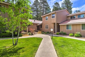 Exterior - Cozy Pagosa Springs Townhome w/ Patio! (Pagosa Springs)