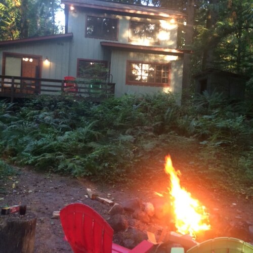 Lolo's Sandy Hut- Mt Hood Rec Area/Sandy River
