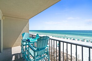 Property grounds - ETW 4004: The Sunset Escape - Unplug and Relax in this Beachfront unit! (Fort Walton Beach)