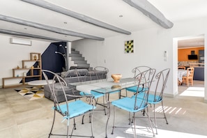 Dining - Renovated farmhouse in the heart of nature, ideal for a peaceful vacation (Cessenon-sur-Orb)