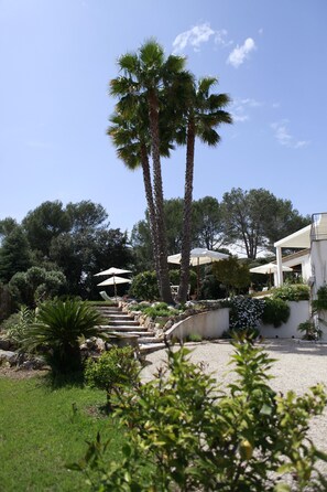 Property grounds - Spacieuse Villa Rénovée Plein sud Sans vis a vis (Valbonne)