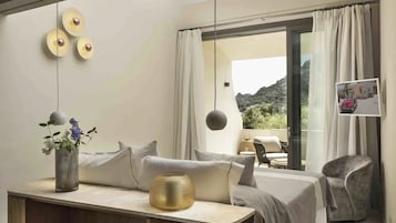 Ropa de cama de alta calidad y minibar 