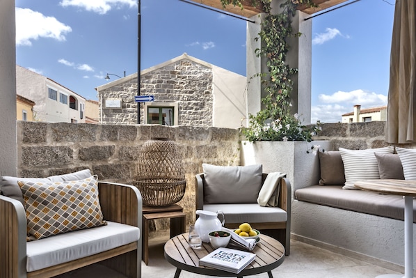 Apartamento | Área de estar | Smart TV 30 polegadas com canais digitais, TV