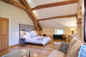 スマートテレビ、暖炉