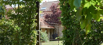 Premium guest house in the picturesque village of Gevrey-Chambertin