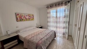 3 Schlafzimmer, Bügeleisen/Bügelbrett, kostenloses WLAN, Bettwäsche