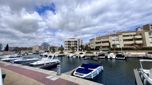 Marina/club náutico