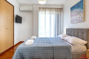 1 Schlafzimmer, Zimmersafe, Bügeleisen/Bügelbrett, Reisekinderbett