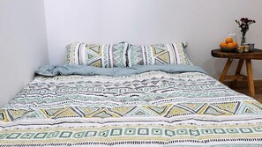 Superior Apartment | Blackout drapes, soundproofing, free WiFi, bed sheets