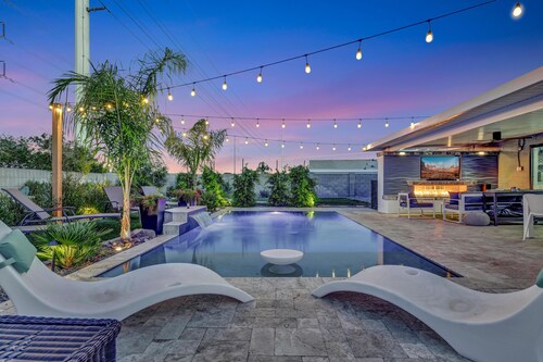Gorgeous Scottsdale Home w/ Heated Pool