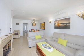 TV, DVD player - Apartamento Miramar (Alcúdia)
