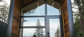 Kintla - Dual Tiny Homes Close To Glacier, Skiing - Hot Tub - Scenic Views