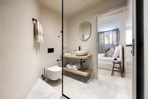 City Studio | Bathroom