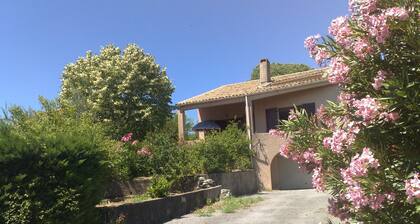 villa 6 p clim ds Cévennes classées UNESCO 800m riviÚre