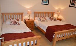 1 makuuhuone, silitysrauta/-lauta, Wi-Fi, vuodevaatteet