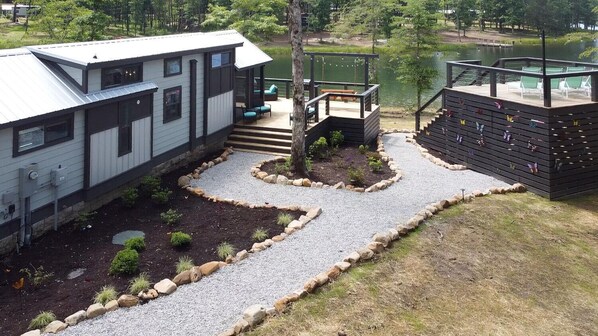 Property grounds - The Dolly House at The Retreat at Water's Edge (Tracy City)