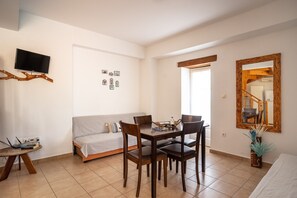 Dining - Apartment 'Gardenia' with Sea View, Wi-Fi and Air Conditioning (LEFKADA)