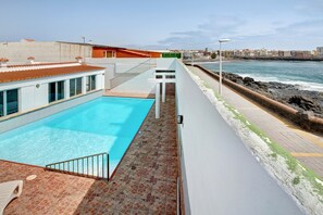 Pool - Holiday Home Casa Carmencita with Sea Views, Pool and Wi-Fi (La Garita)