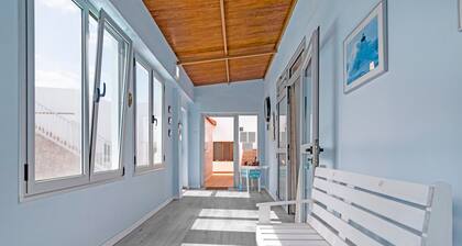 Holiday Home Casa Carmencita with Sea Views, Pool and Wi-Fi