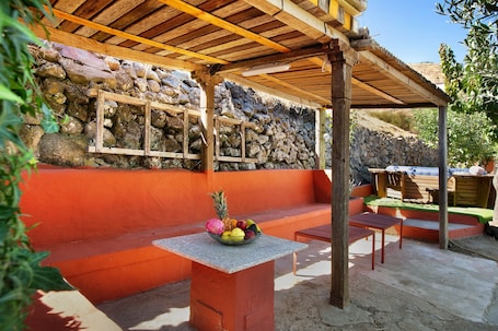 テラス / パティオ. Holiday Home "Finca Rural Mar de Nubes" with Sea View and Garden
