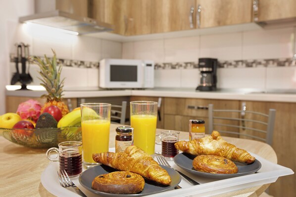 Dining - Holiday Home "Finca Rural Mar de Nubes" with Sea View and Garden (Vega de San Mateo)