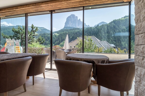 Dining - Apartment 'Hotel Residence Gardena Stevia 200' with Mountain View, Garden & Wi-Fi (St. Christina)