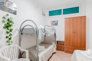 2 bedrooms, iron/ironing board, free WiFi, bed sheets - Holiday Home 'Casa Vita' close to the Sea (balestrate)